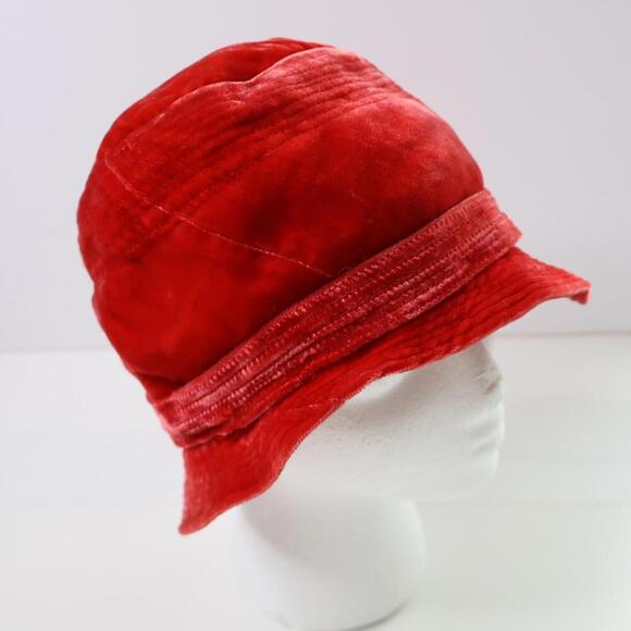 Vintage 20s Ladies Bright‎ Red Velvet Hat with Bow Cute Preppy Retro Flapper VTG - Picture 3 of 7